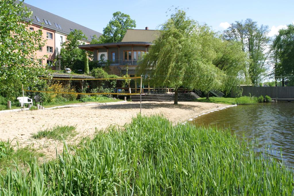 Seminar- Und Gaestehaus Flussbad Gartenstrasse Berlin Eksteriør bilde