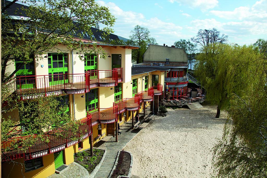 Seminar- Und Gaestehaus Flussbad Gartenstrasse Berlin Eksteriør bilde